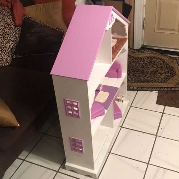Wooden Dollhouse with Furniture. - Picture 2 of 2
